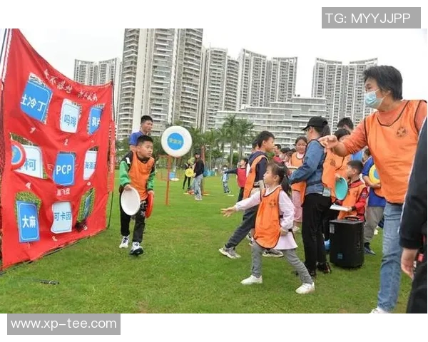 飞盘飞翔的梦想广州飞盘队在极限运动联赛中的成长与蜕变